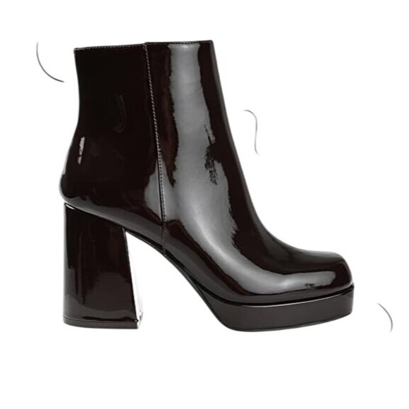 Journee Collection Women's Tru Comfort Foam Mollie Bootie - Picture 2 of 4